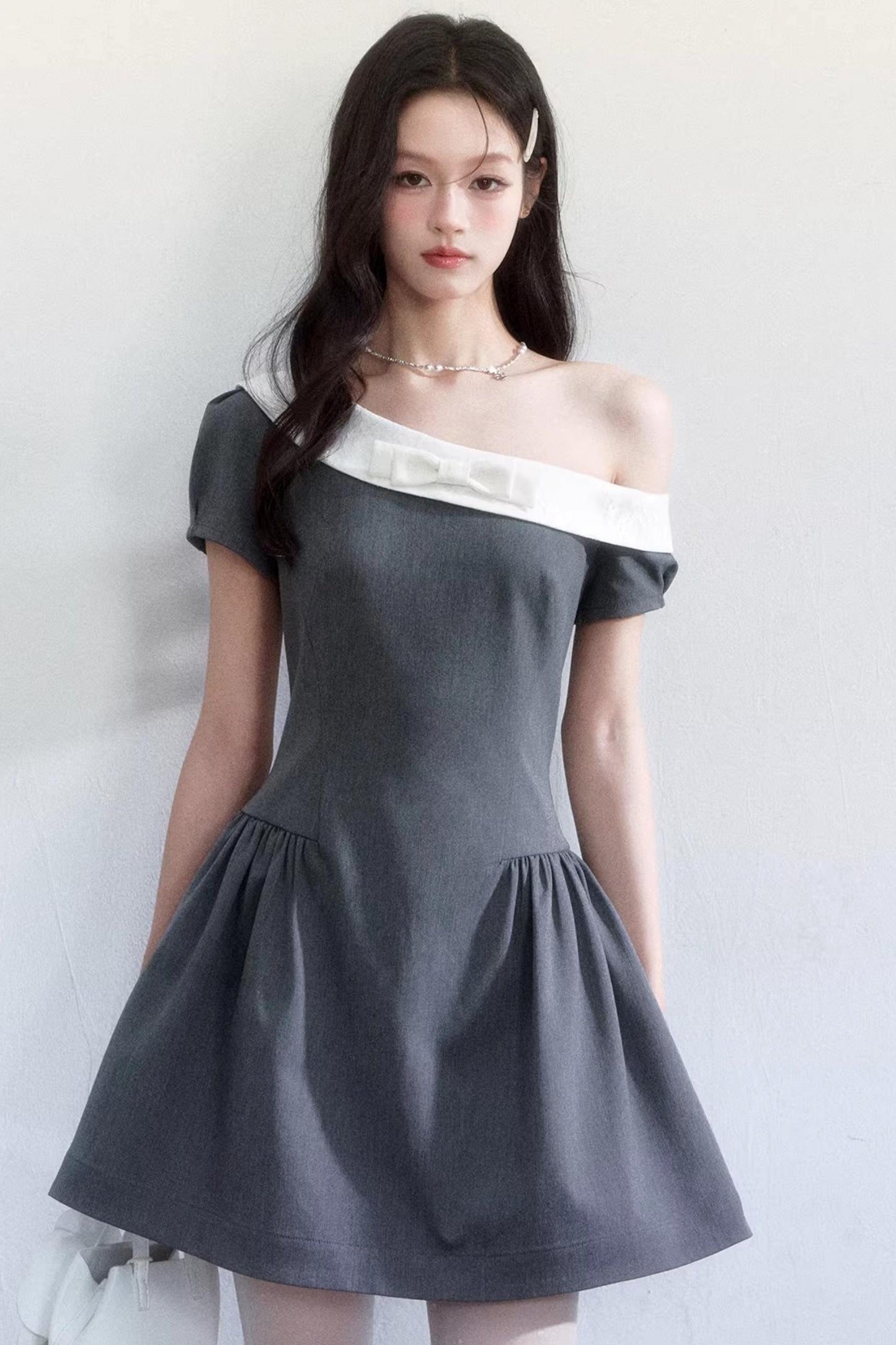 Contrasting Off-Shoulder Princess Dress