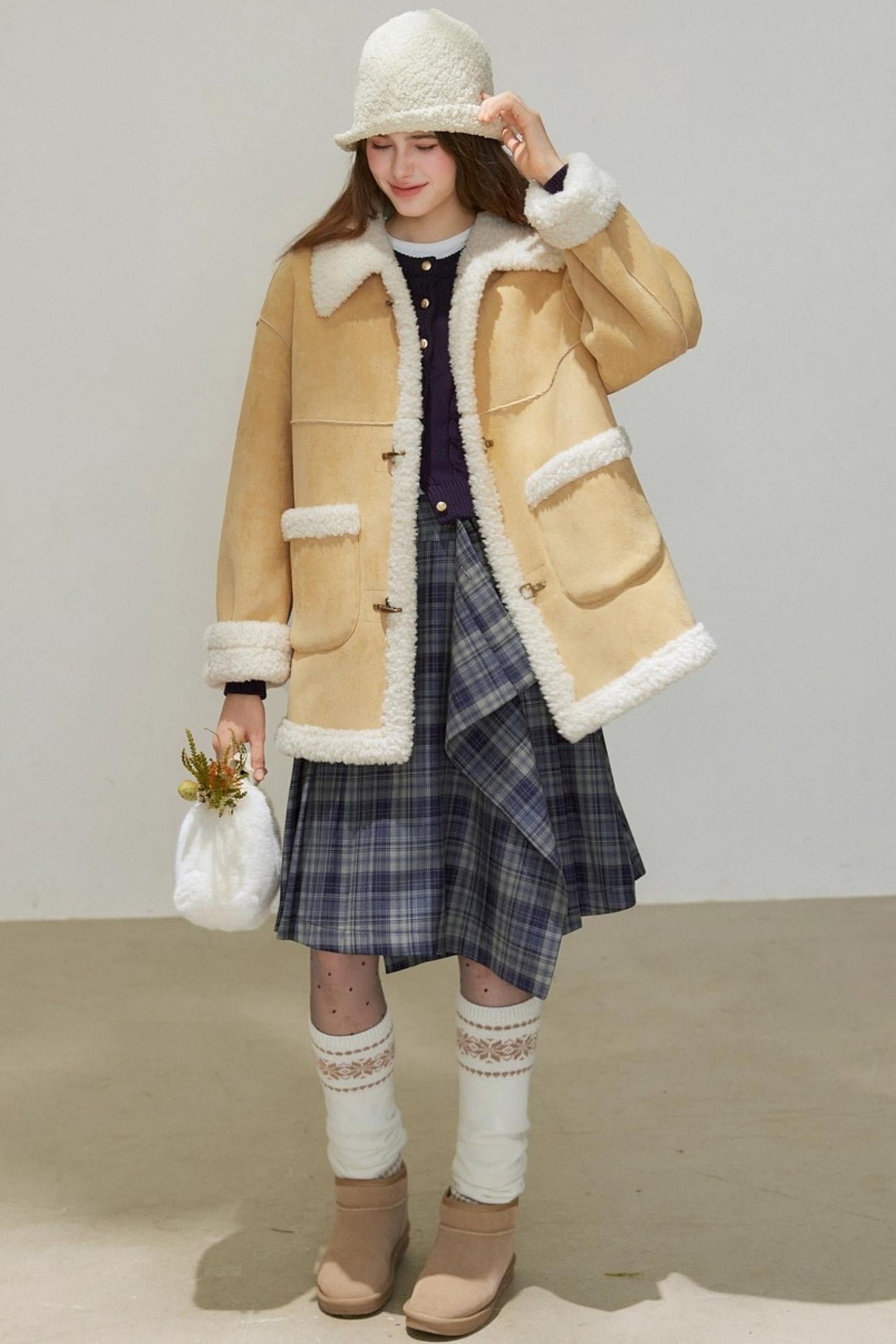 Loose Fit Lambswool Coat