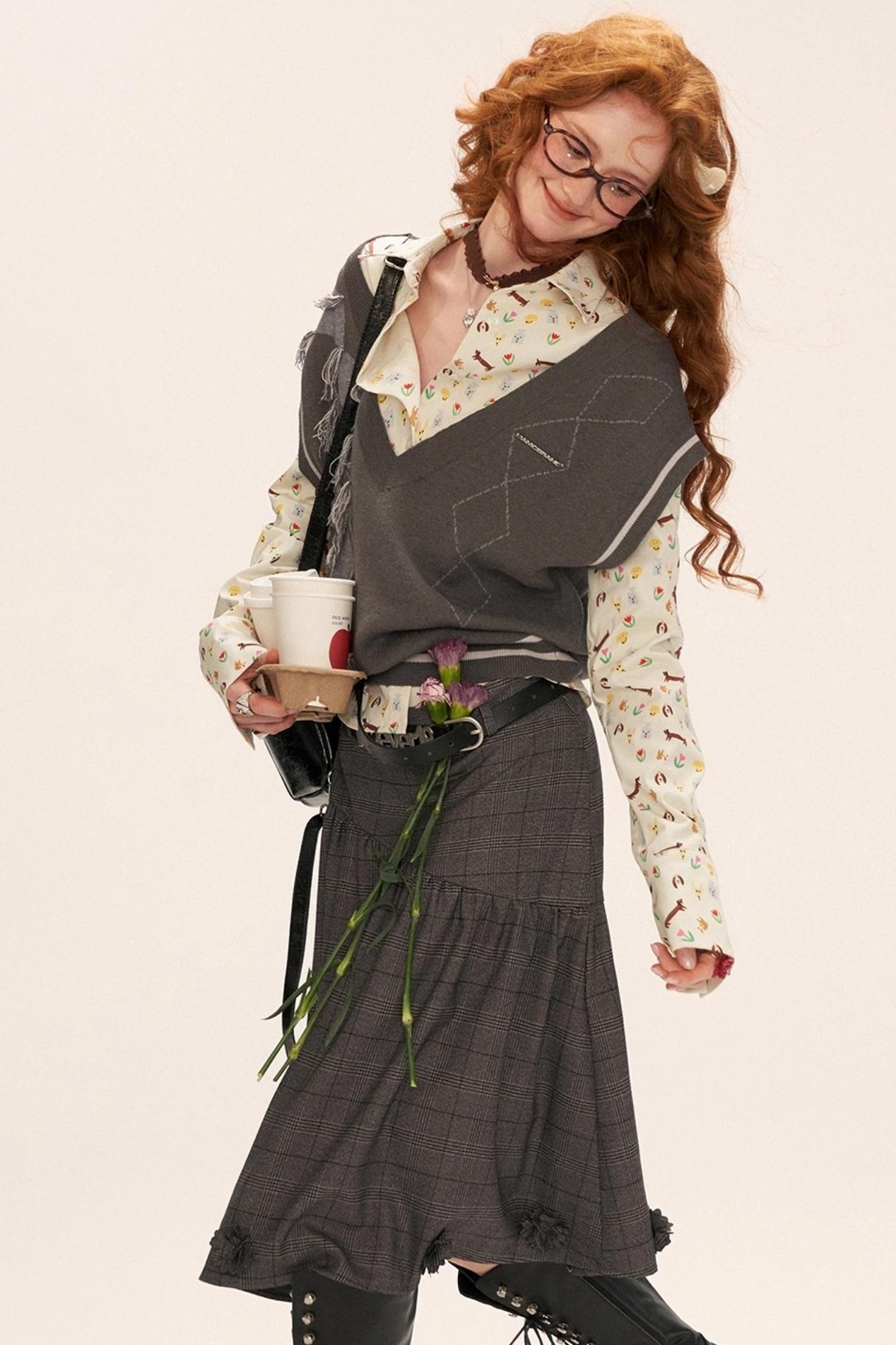 Big V-Neck Sweater Vest