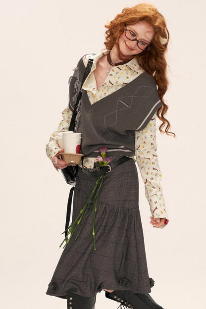 Big V-Neck Sweater Vest