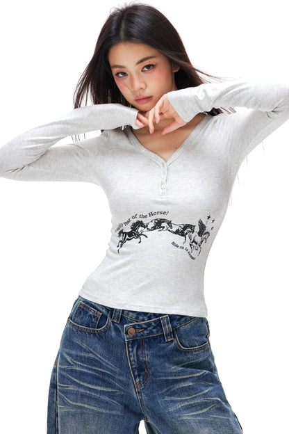 Star Shell Button Knitted Top