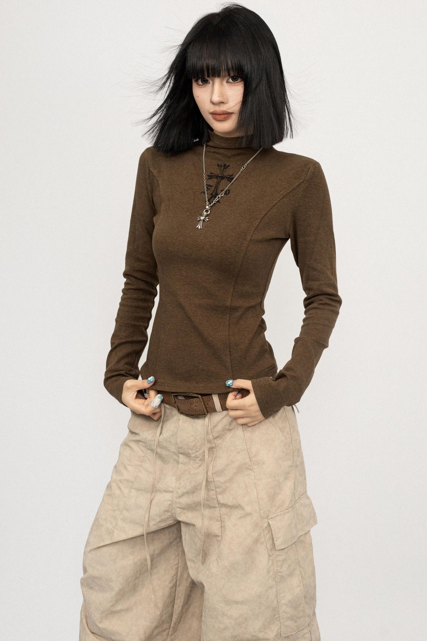 Autumn Vintage Spice Black Shoulder T-Shirt