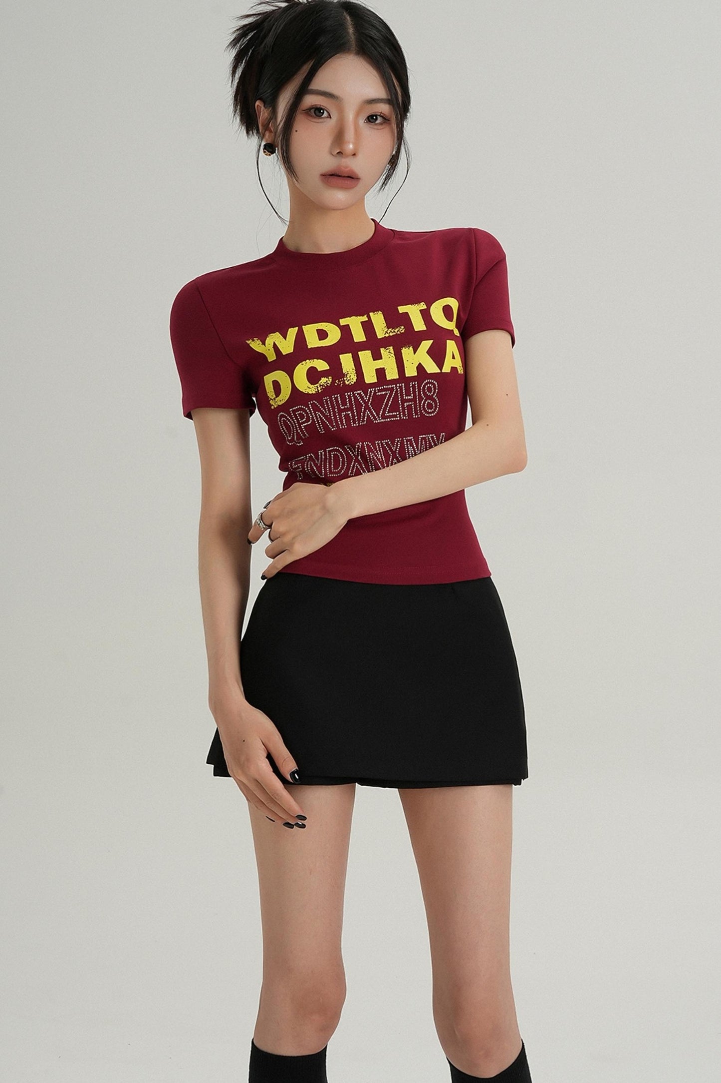 Trendy Short Sleeve Graphic Tee