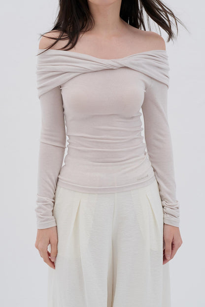 Glutinous Wool Blend One-Shoulder Top