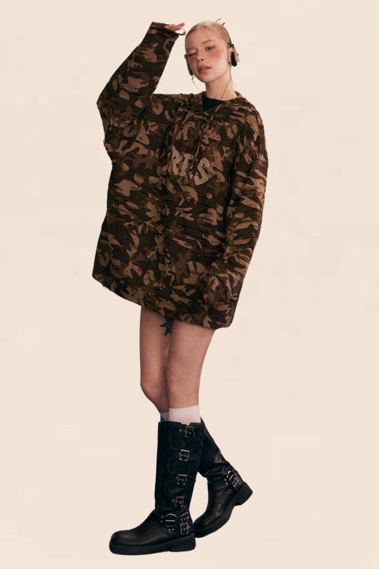 LONG SLEEVE CAMOUFLAGE HOODIE