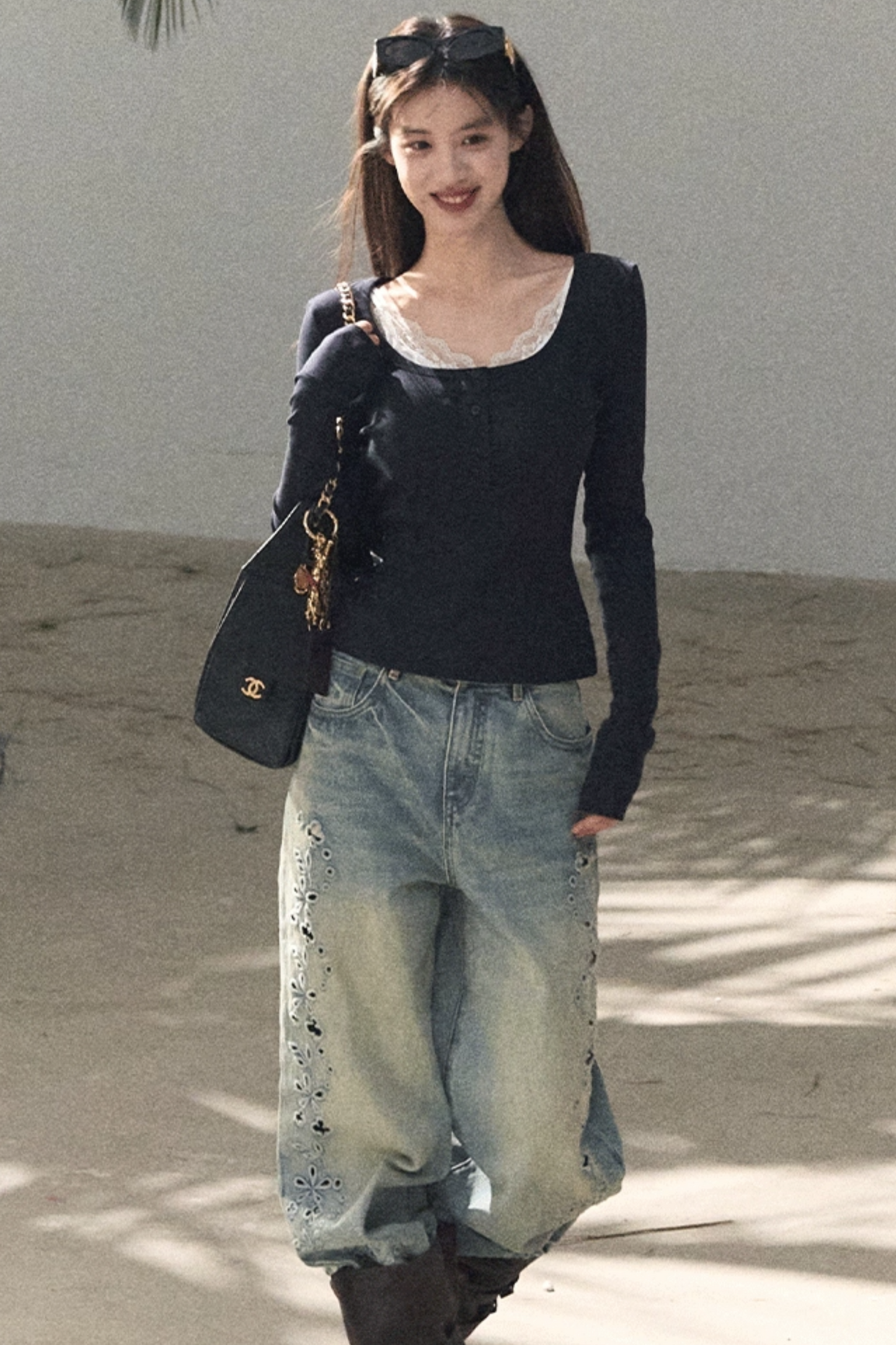 Laser Embroidery Distressed Jeans