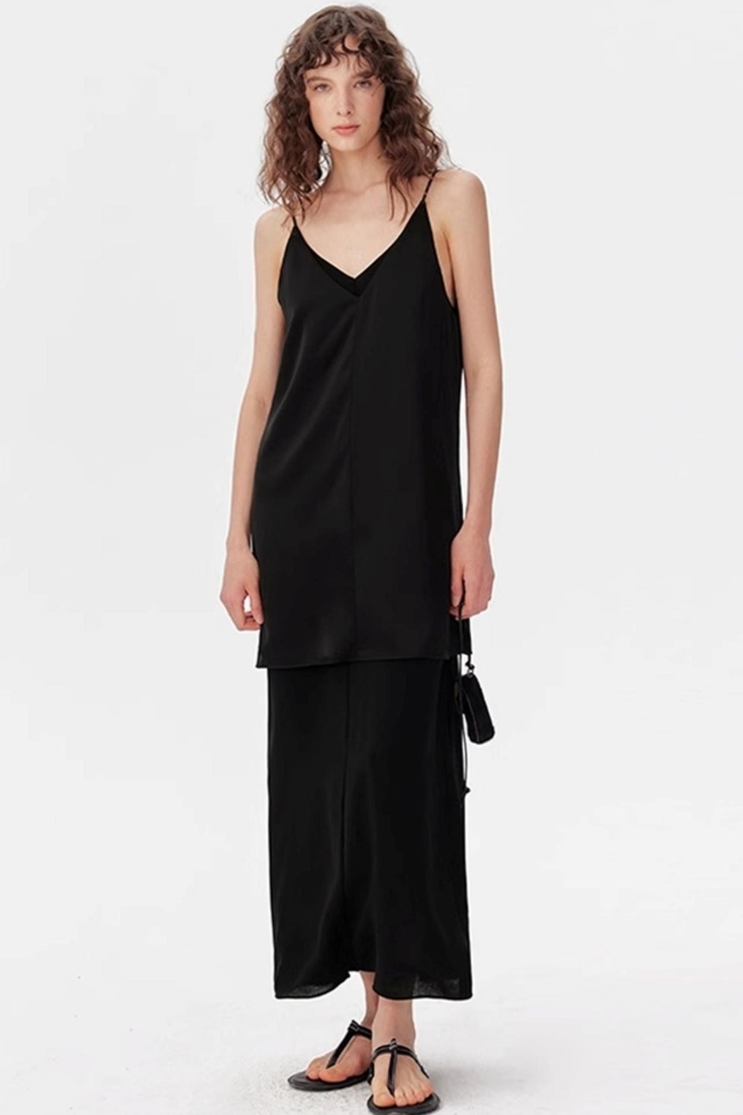 Chic V-Neck Maxi Dress