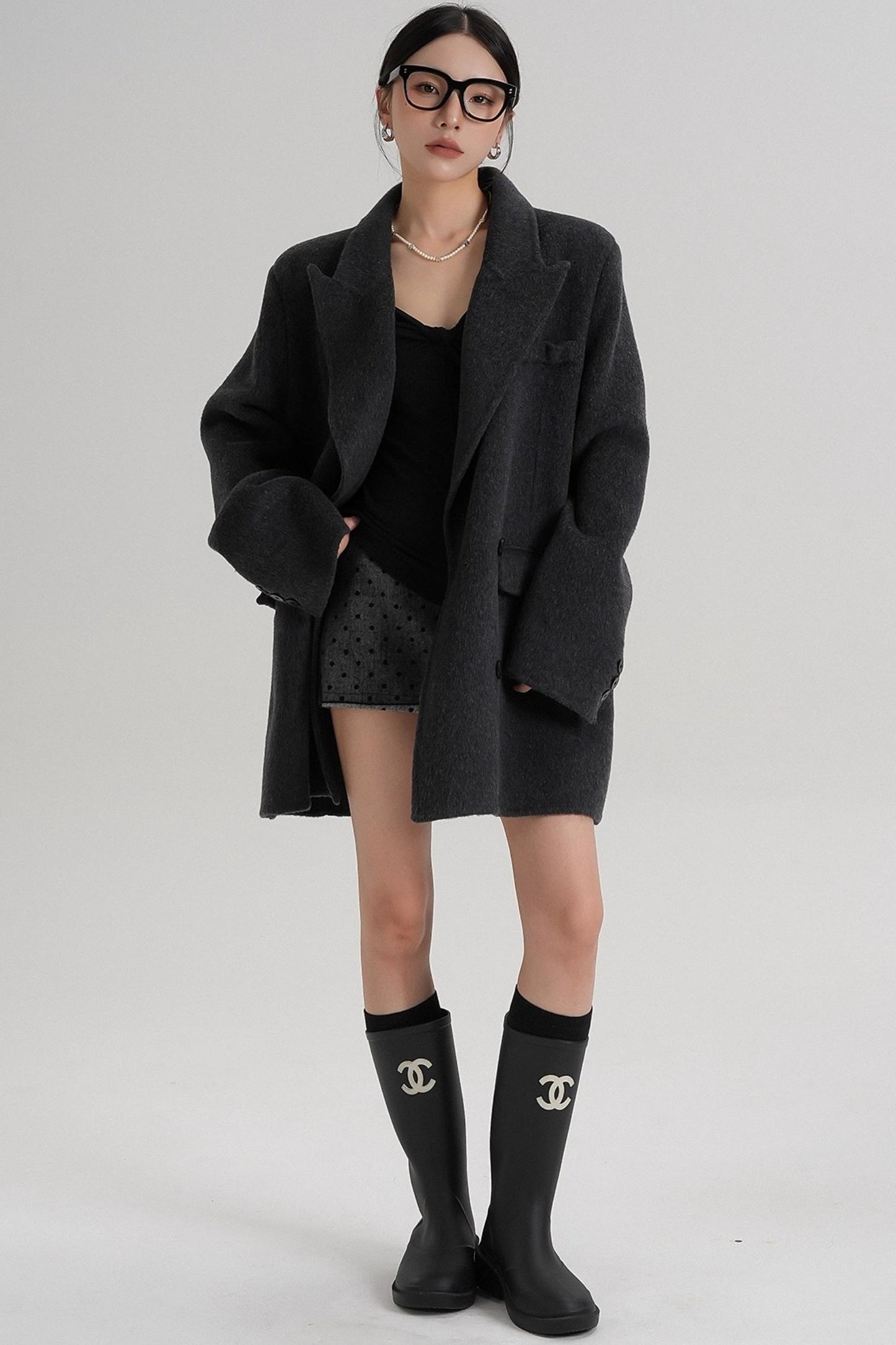 Medium-Length Temperament Wool Coat