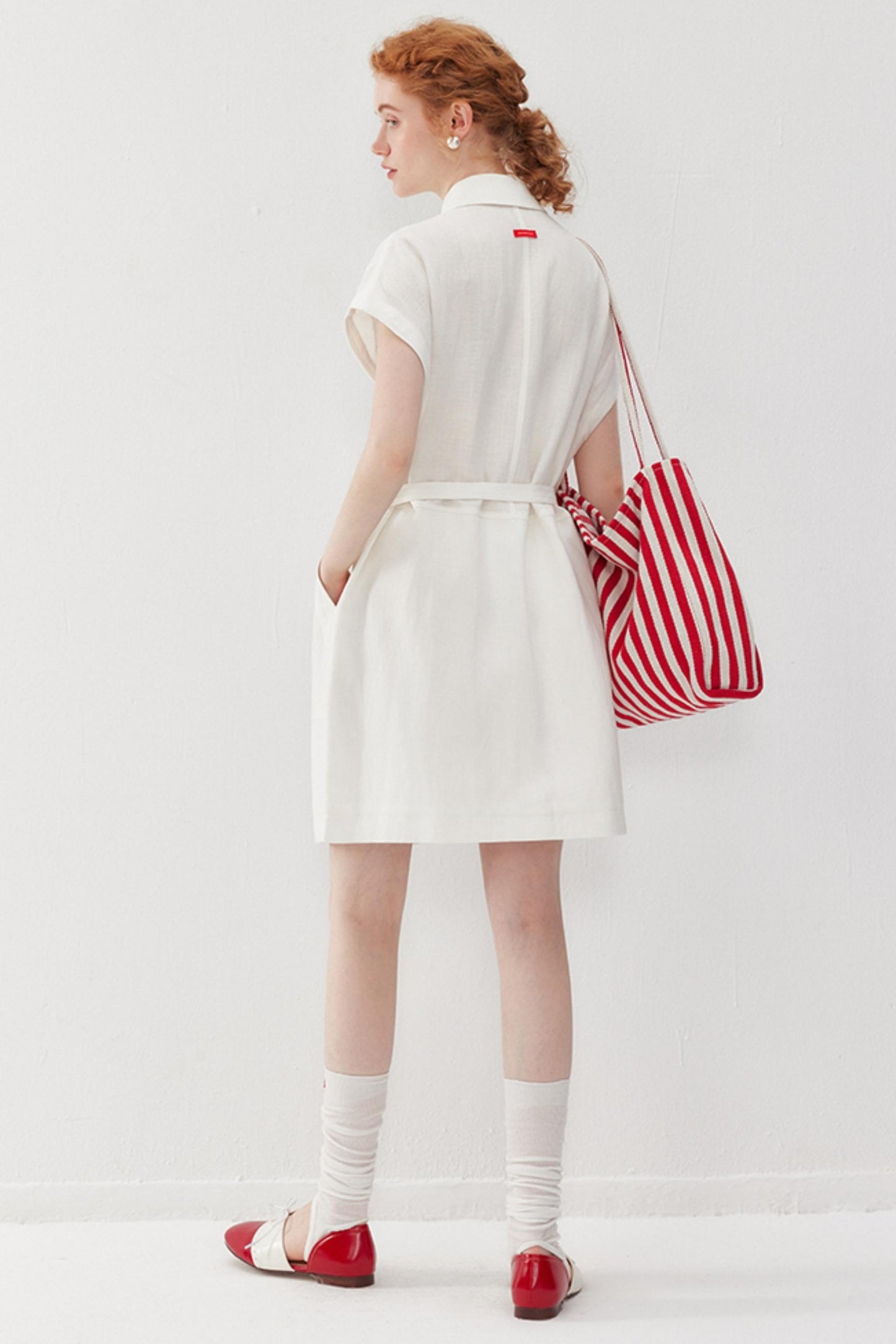 Chic Tie-Waist Dress