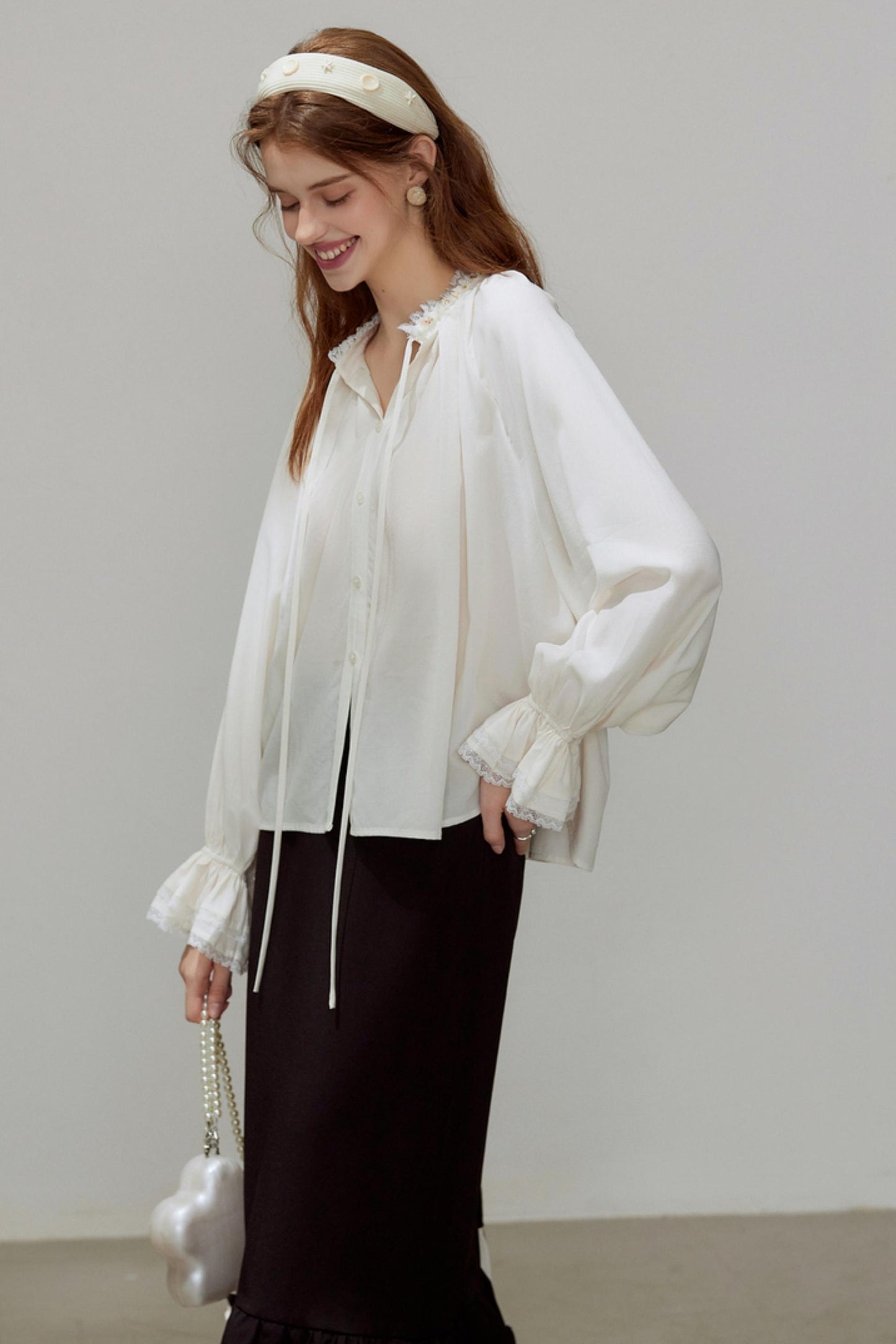 Silhouette V-Neck Shirt