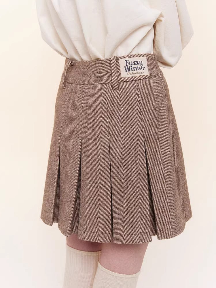 Short Pleated Tweed Skirt