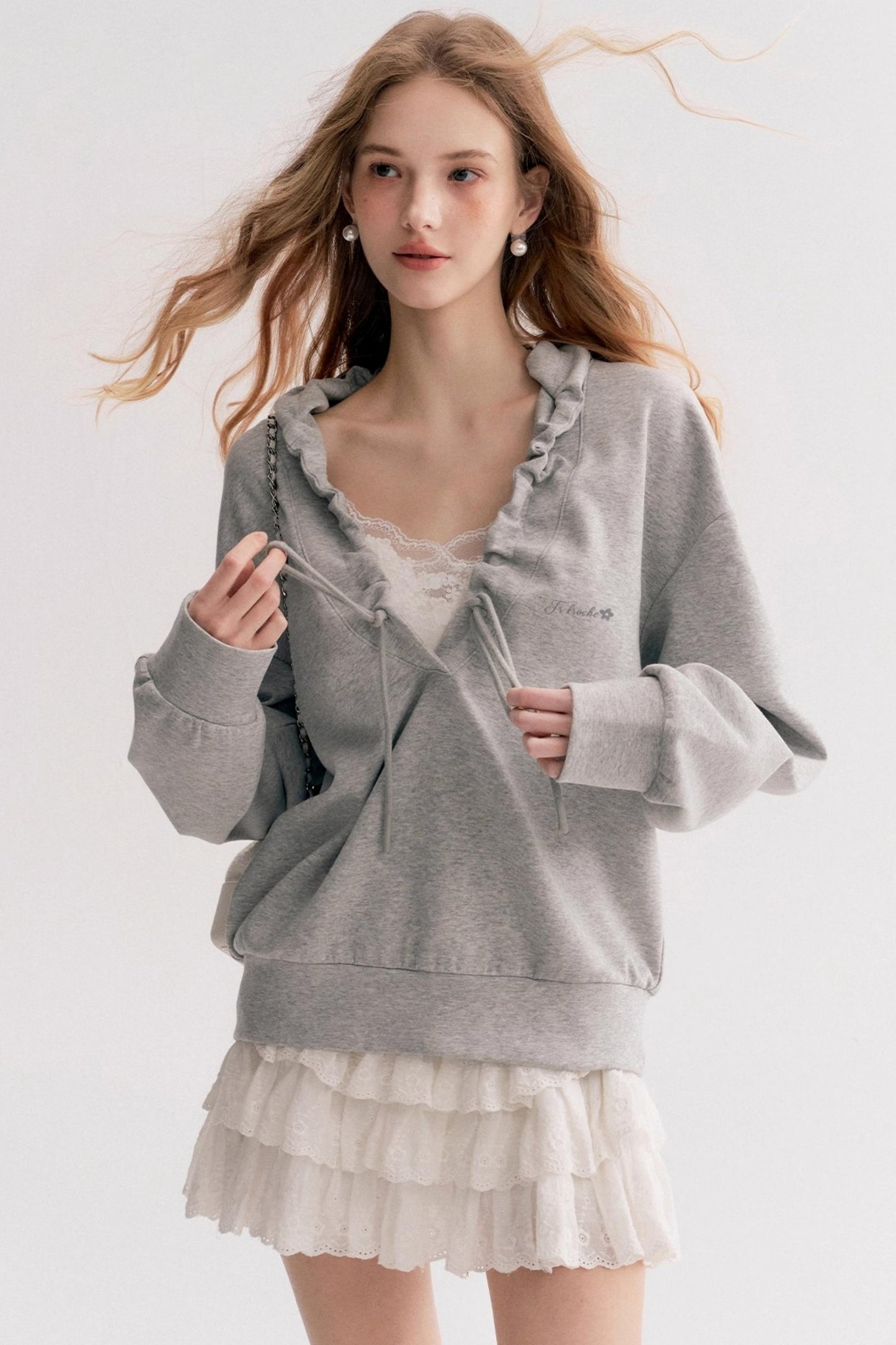Pleated Hooded Sweatshirt Set-Up