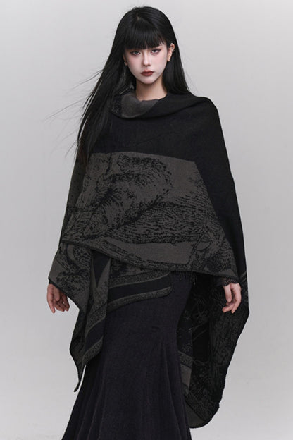 The ghost girl stays in the foreign gold cloak and shawl, and wears the 2024 new high-end autumn and winter scarf with a Korean atmosphere