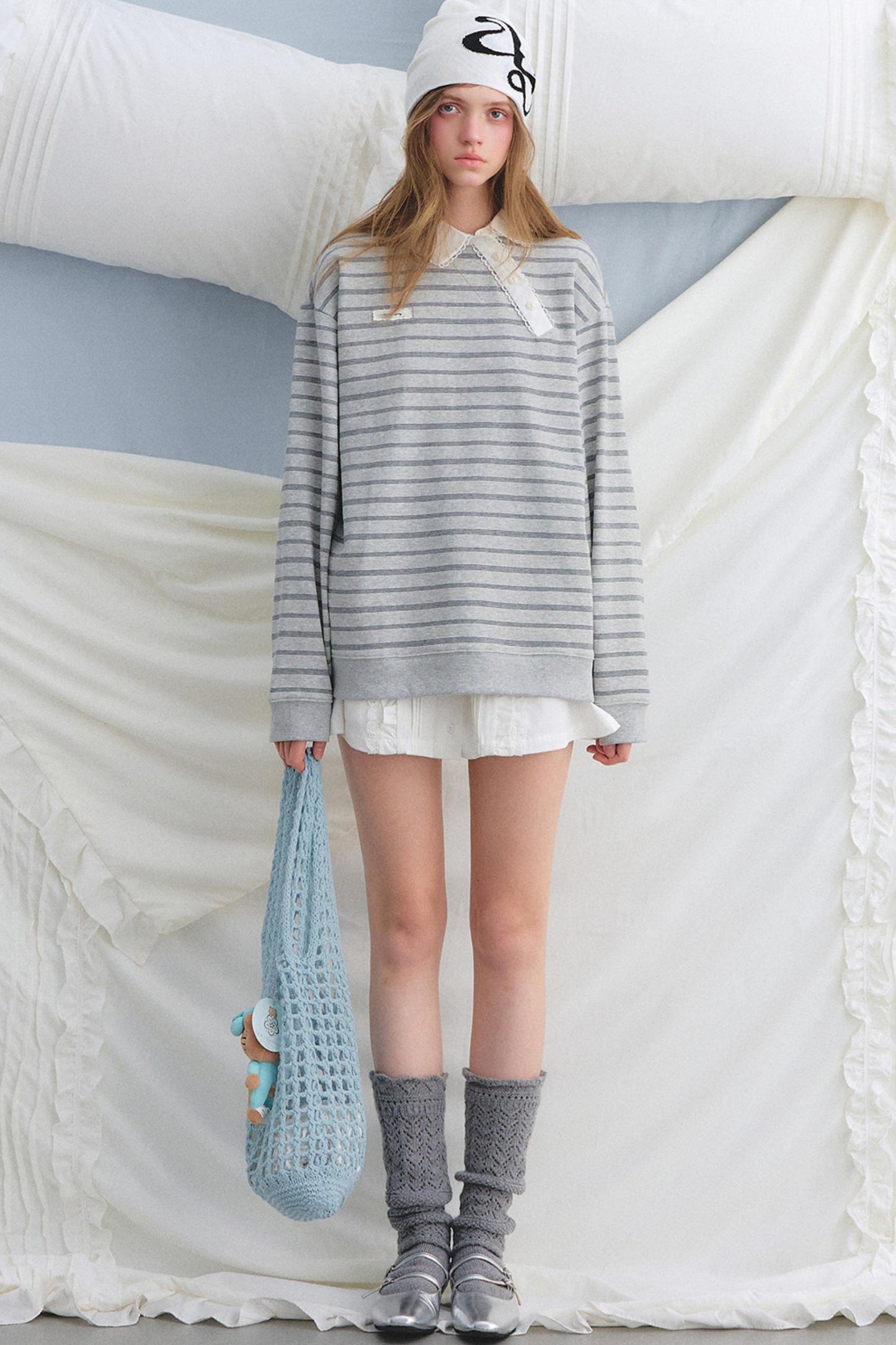 Retro Lace Collar Sweatshirt