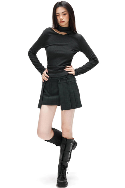 Thin Velvet Pleated Turtleneck Top