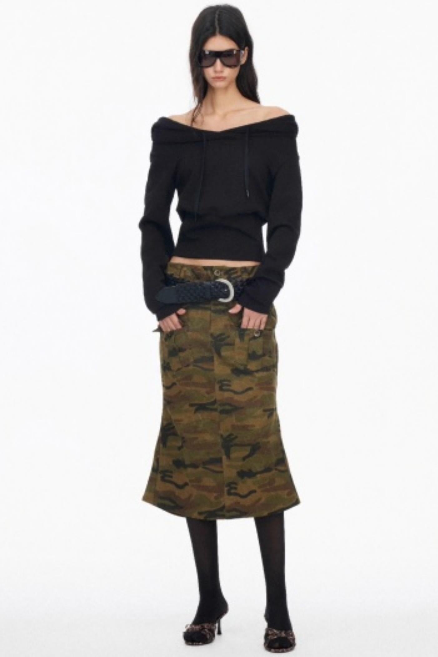 Layer Hooded Slim Sweatshirt