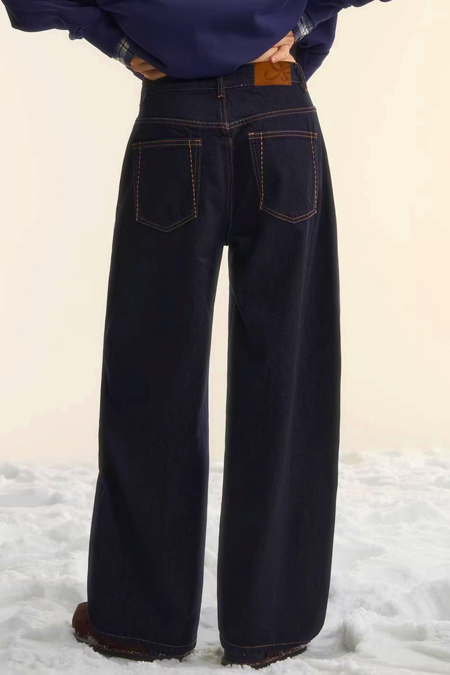 Brushed Distressed Retro Jeans