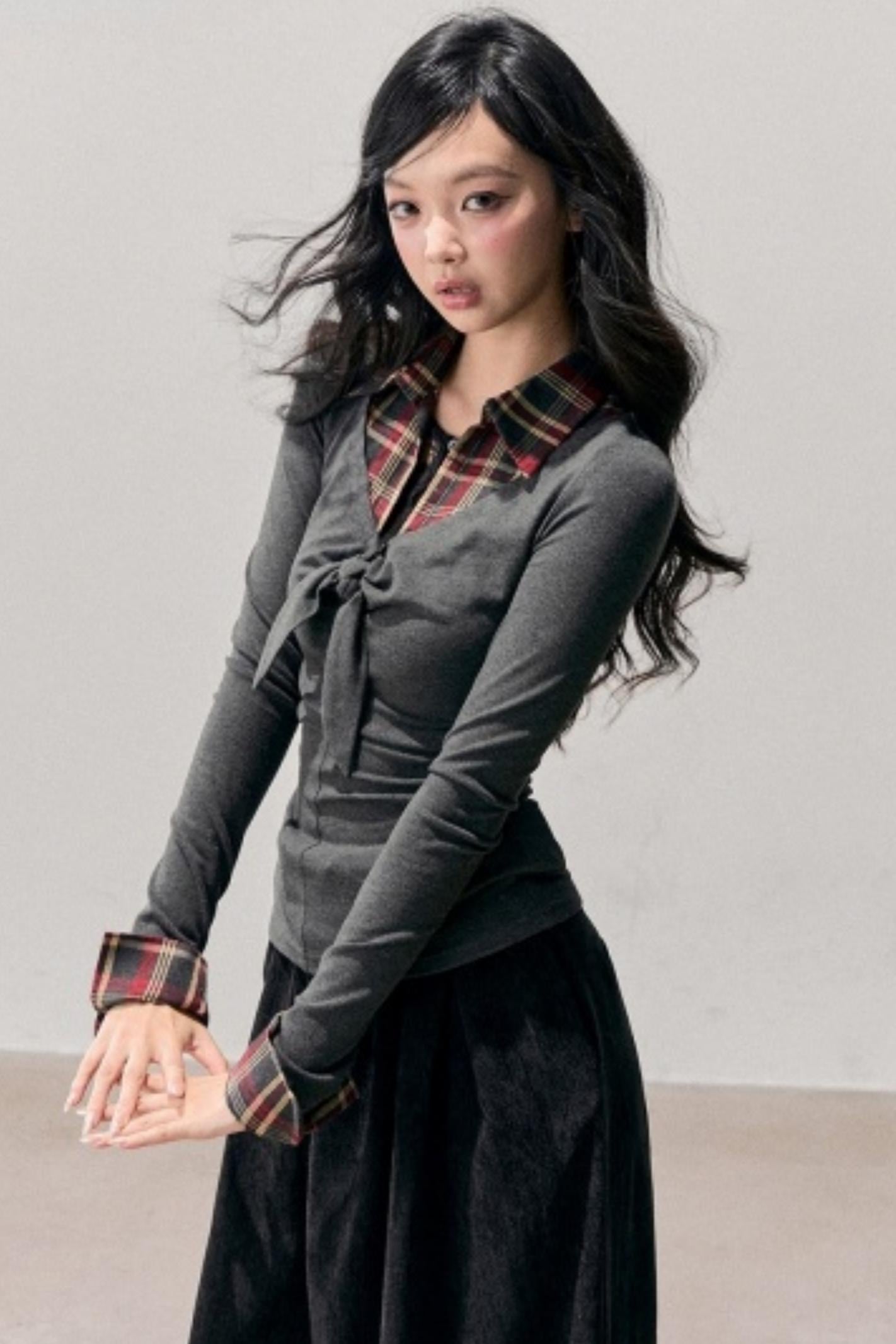 Knitted Plaid Slimming Top