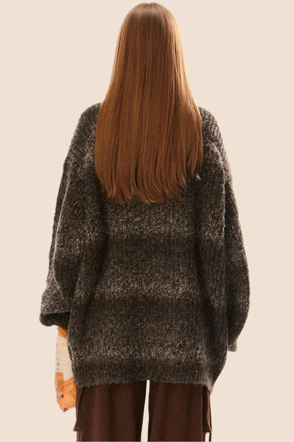 Niche Design Contrast Knit Sweater