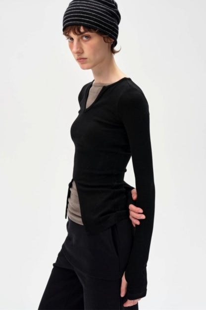 V-Neck Slim Fit Panel Base Top