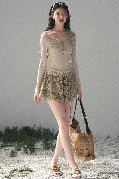 Wind Trace Lace Top