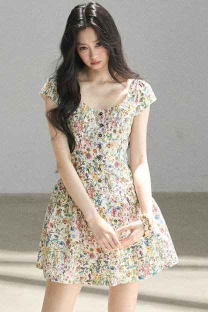 Youthful Floral Puffy Dress