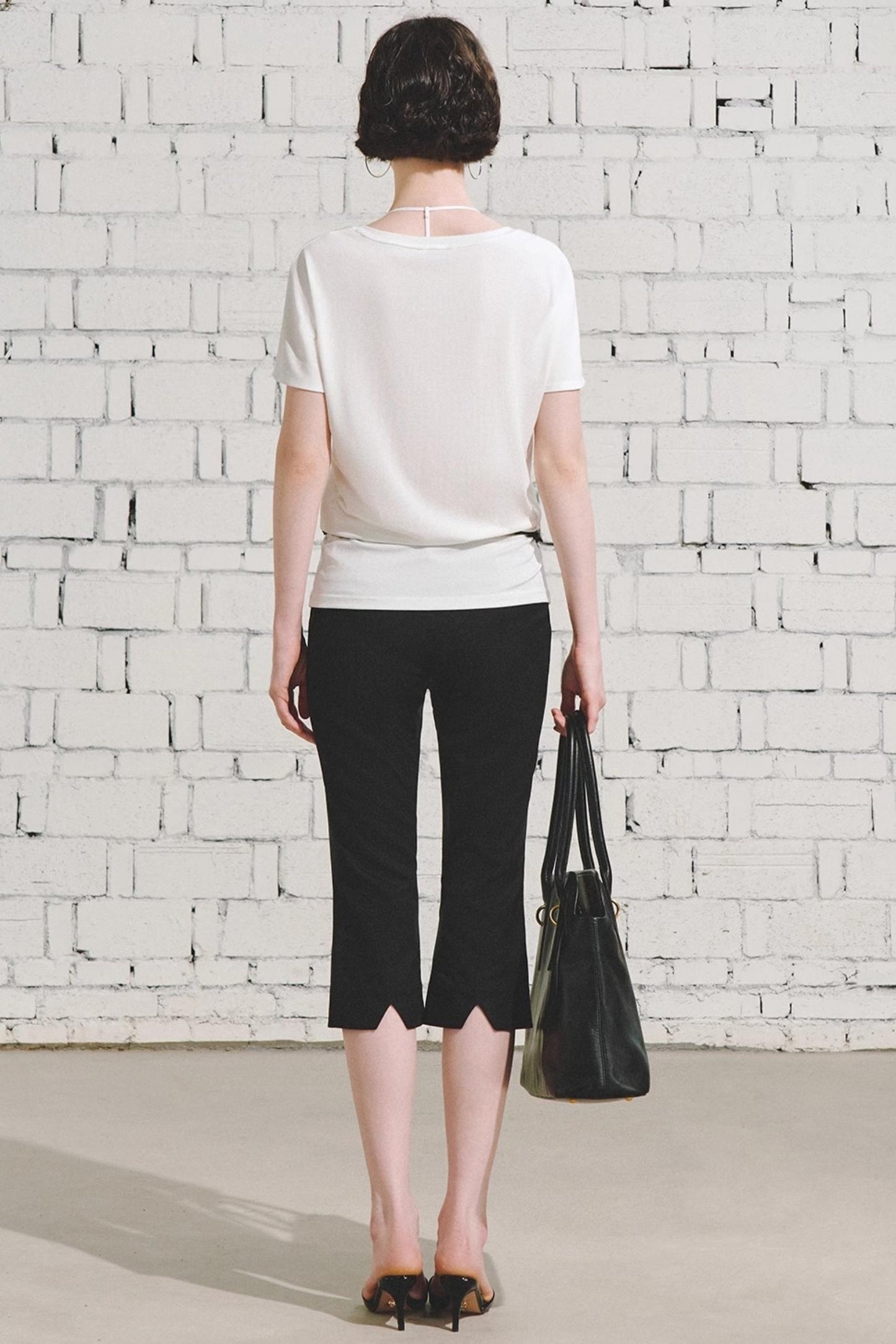 Effortless V-Neck Bat Sleeve Top