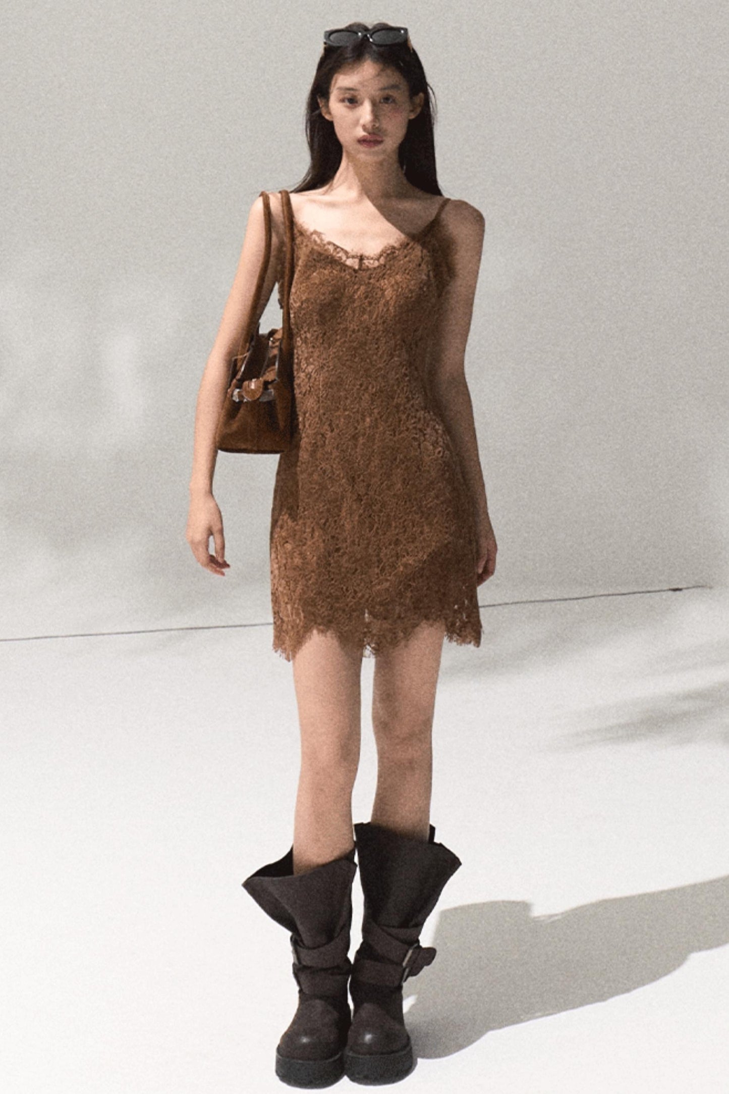 Velvet Lace Slim Silhouette Dress