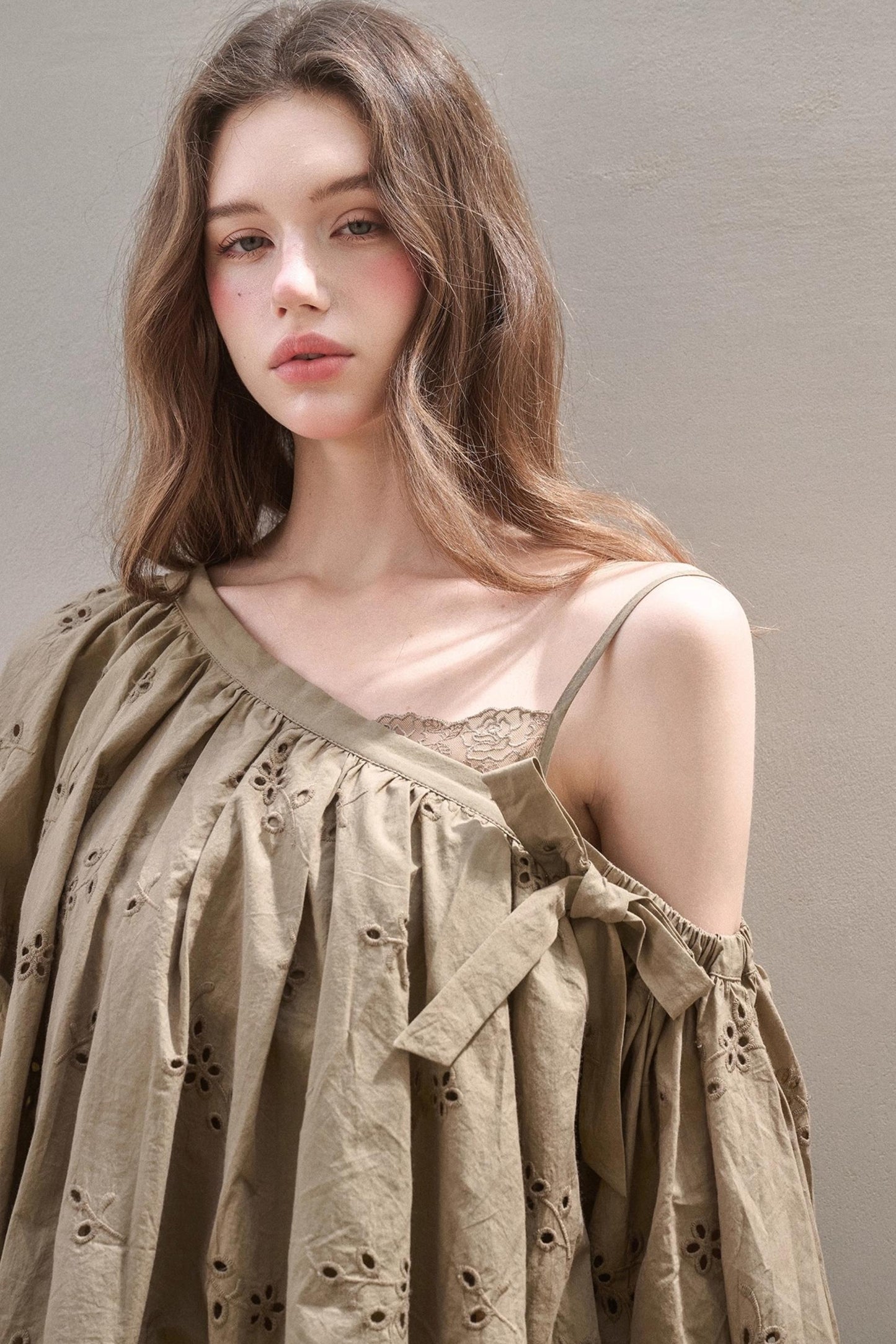 Embroidery Elegant Slanted Shoulder Skirt Set-Up