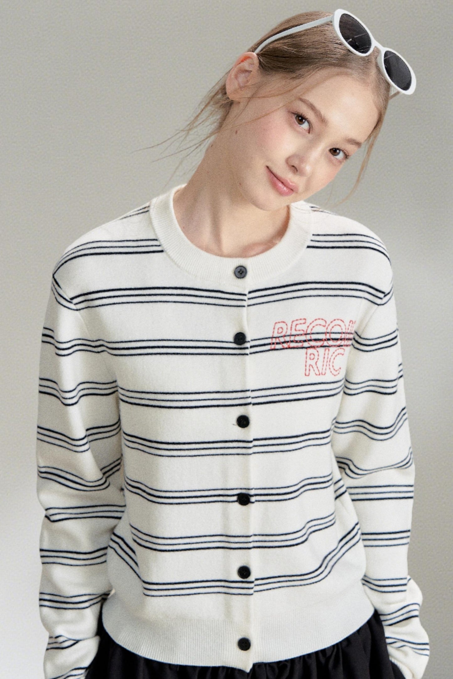 Stripe Knit Embroidery Cardigan