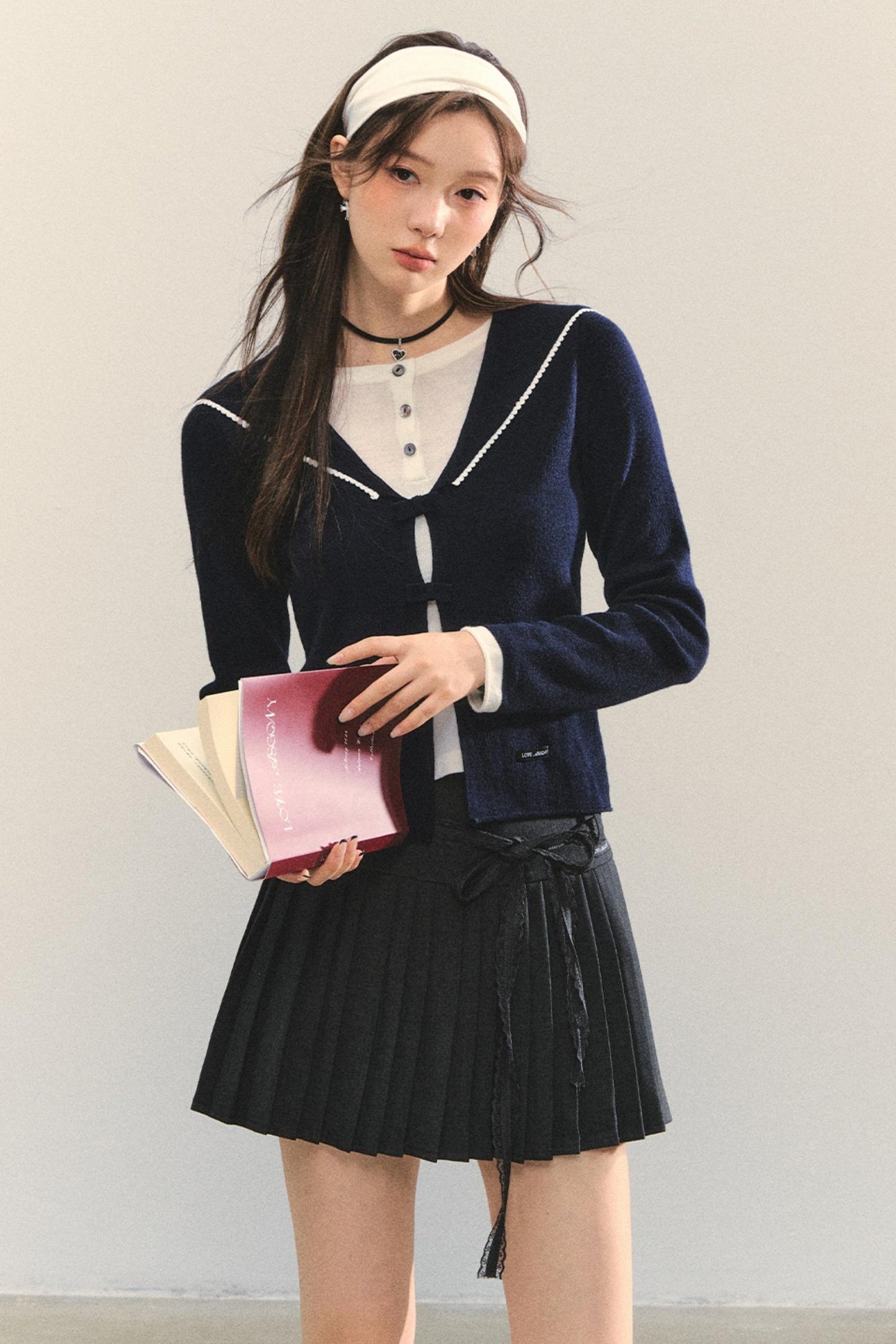 Sweet Navy Neck Knit Cardigan