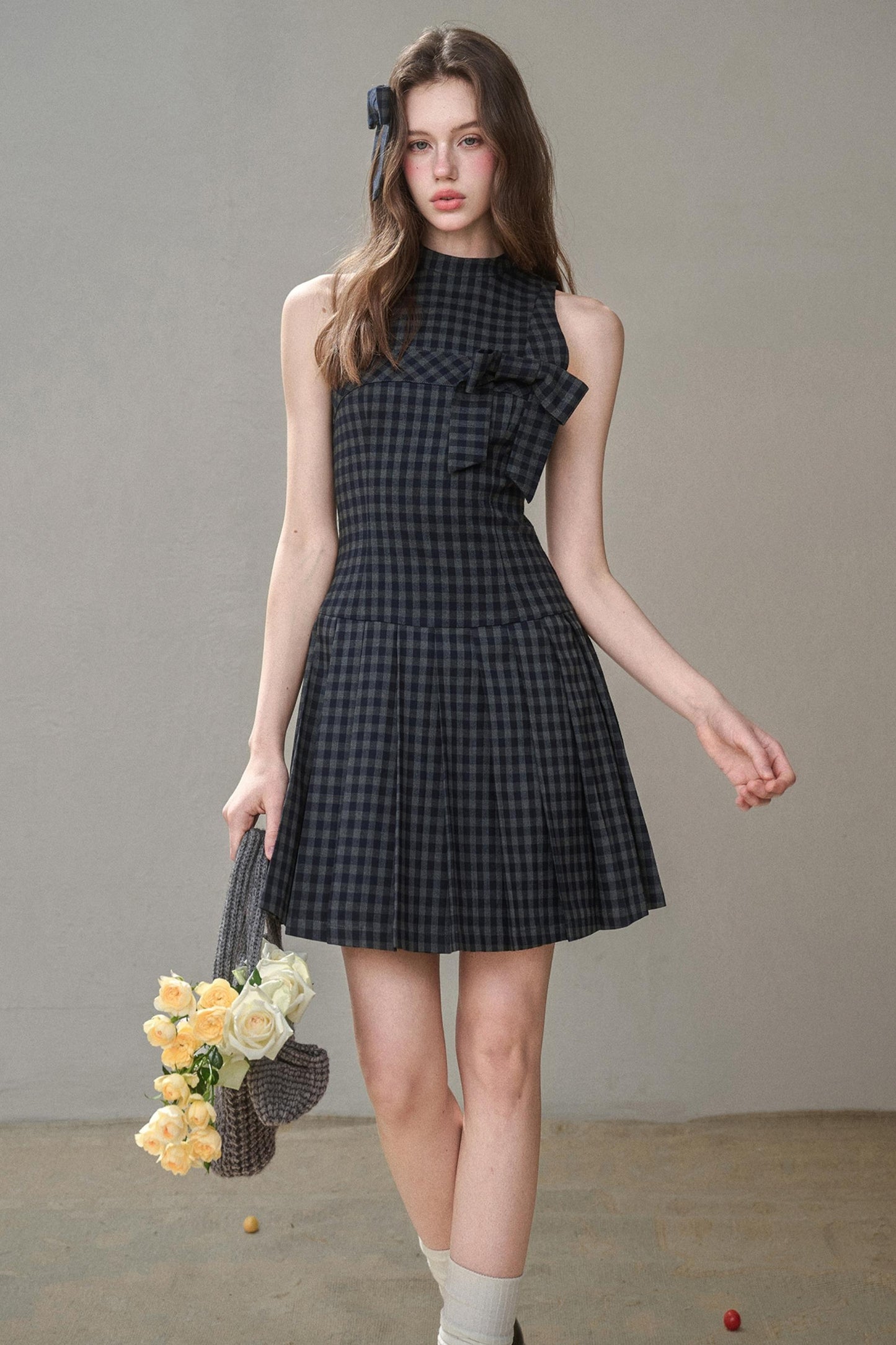 Elegant Bow Halterneck Check Pleated Dress