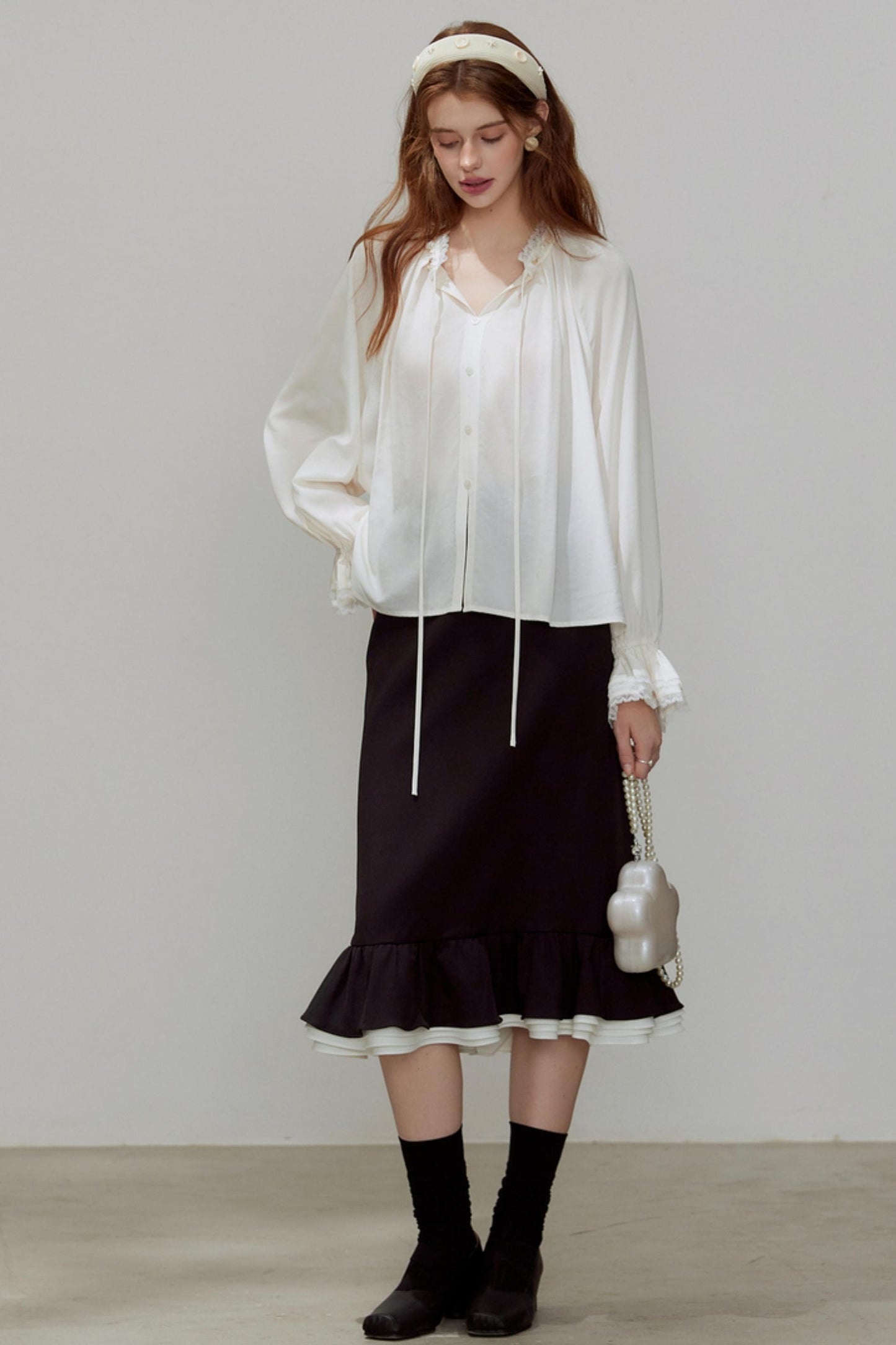 Silhouette V-Neck Shirt