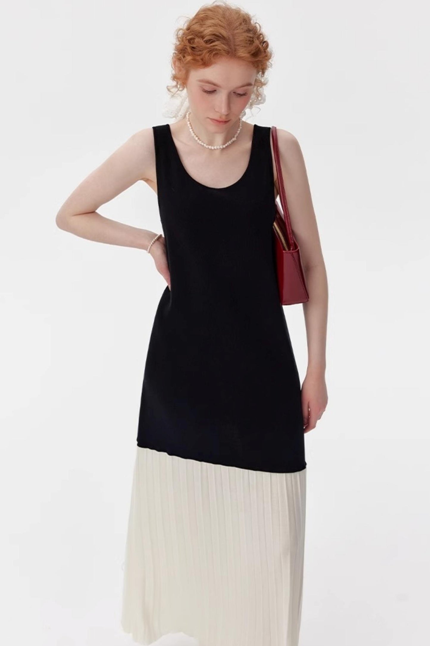 Color-Block V-Neck Sleeveless Dress