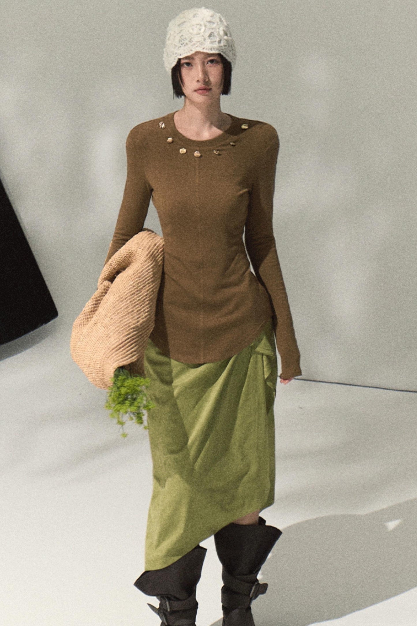 Green Oak Gray Pleated Skirt