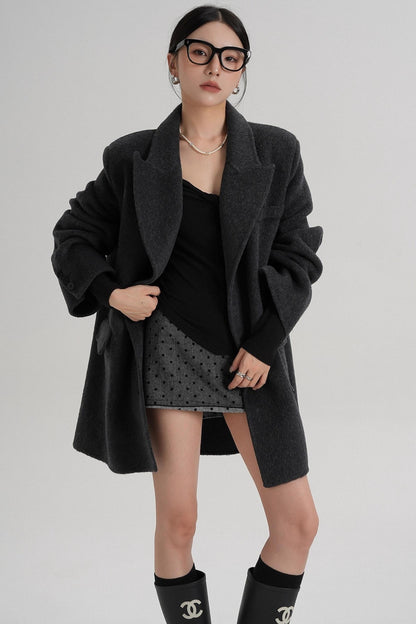 Medium-Length Temperament Wool Coat