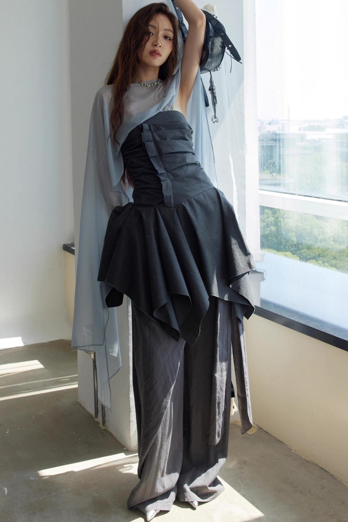 Wax-Dyed Asymmetric Hem Vintage Vest