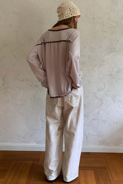 Comfortable Bow Appliqué Distressed Jeans