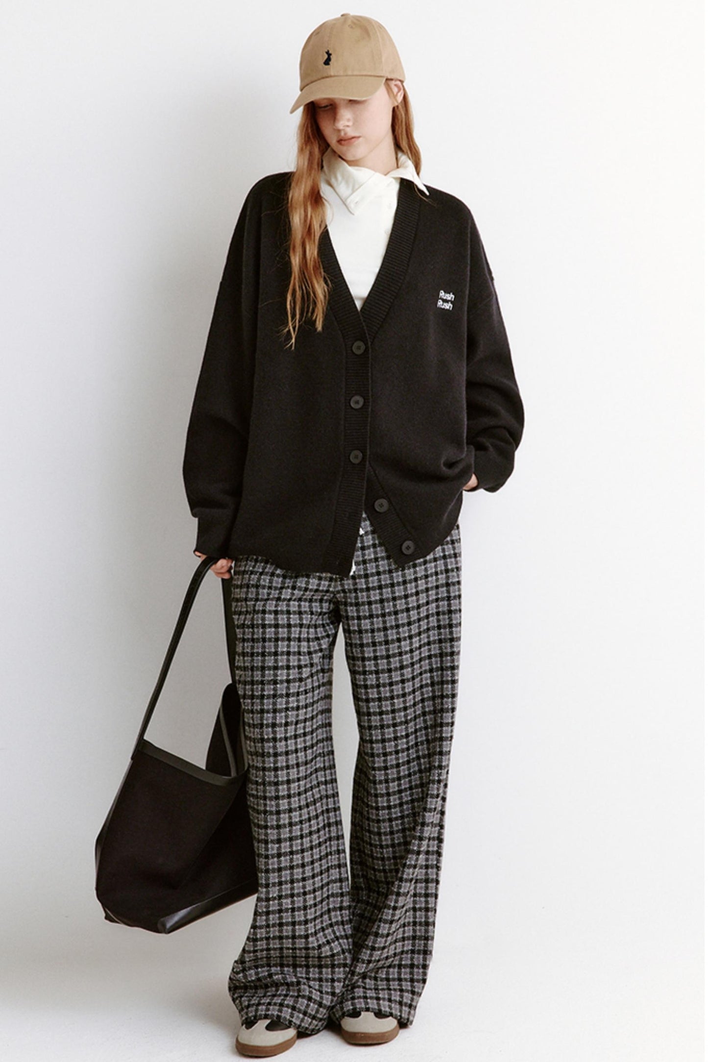 Color-Blocking Embroidered Knitted Cardigan