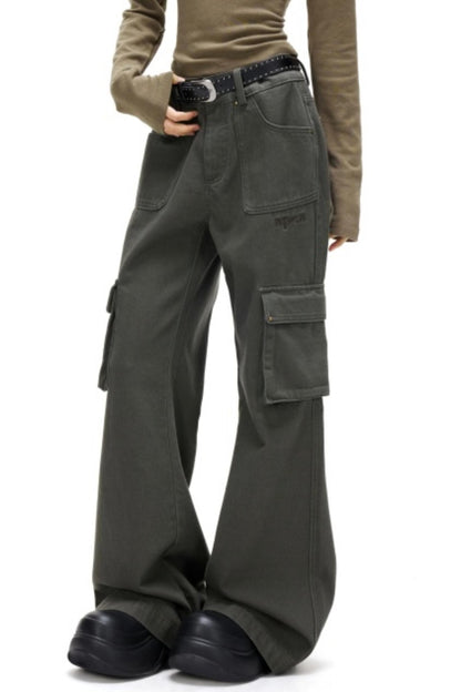 Retro Embroidered Rivet Pants