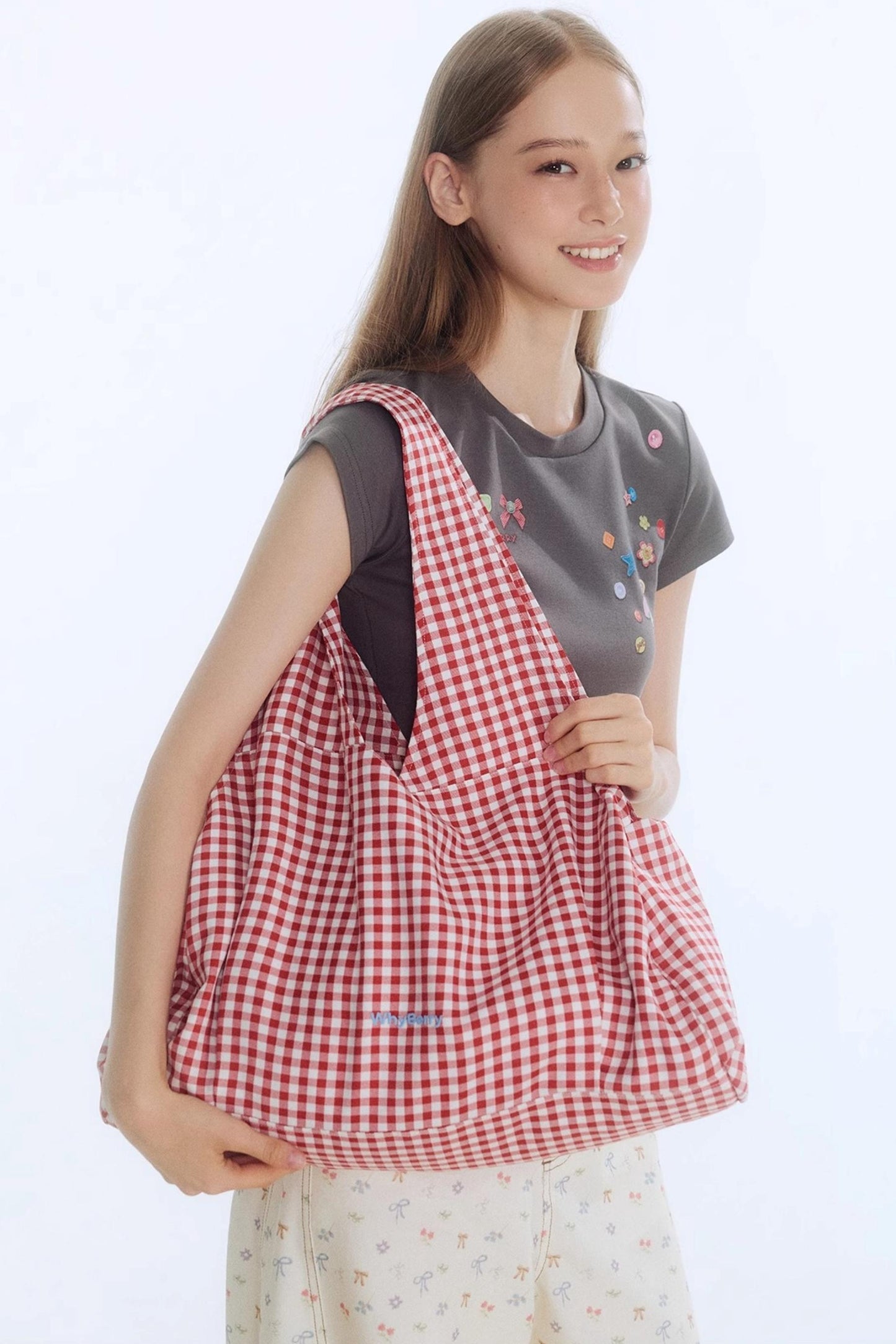 Vintage Strawberry Zipper Tote