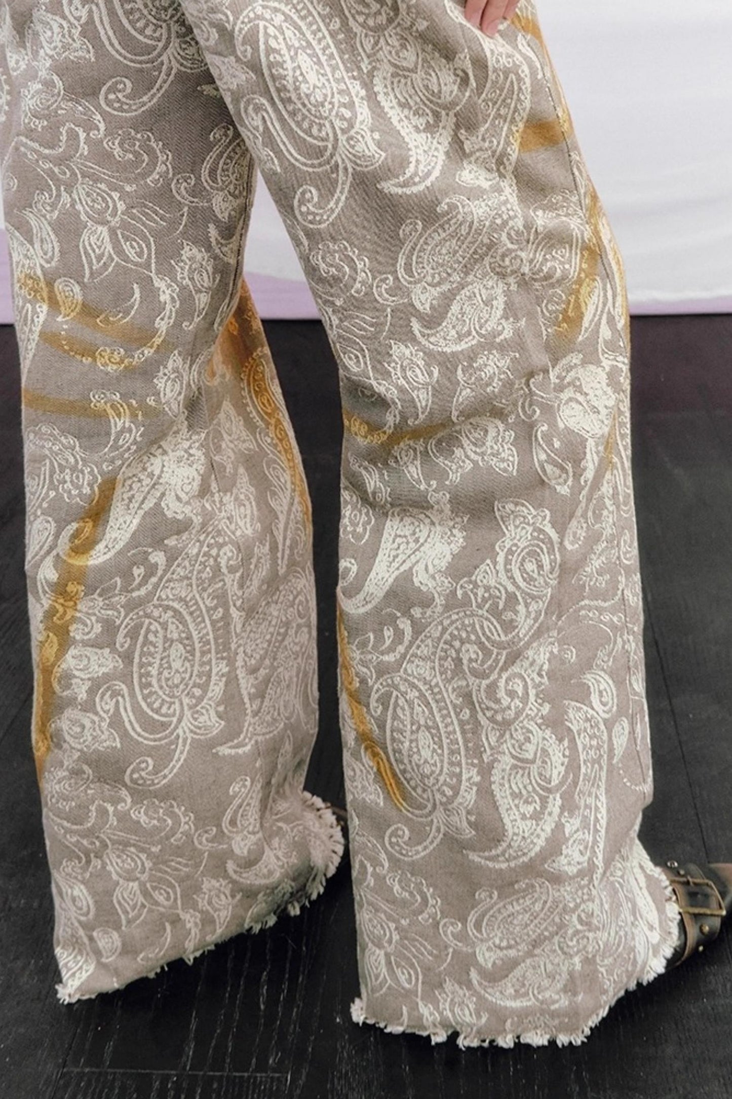 Tipsy Baroque Washed Jeans