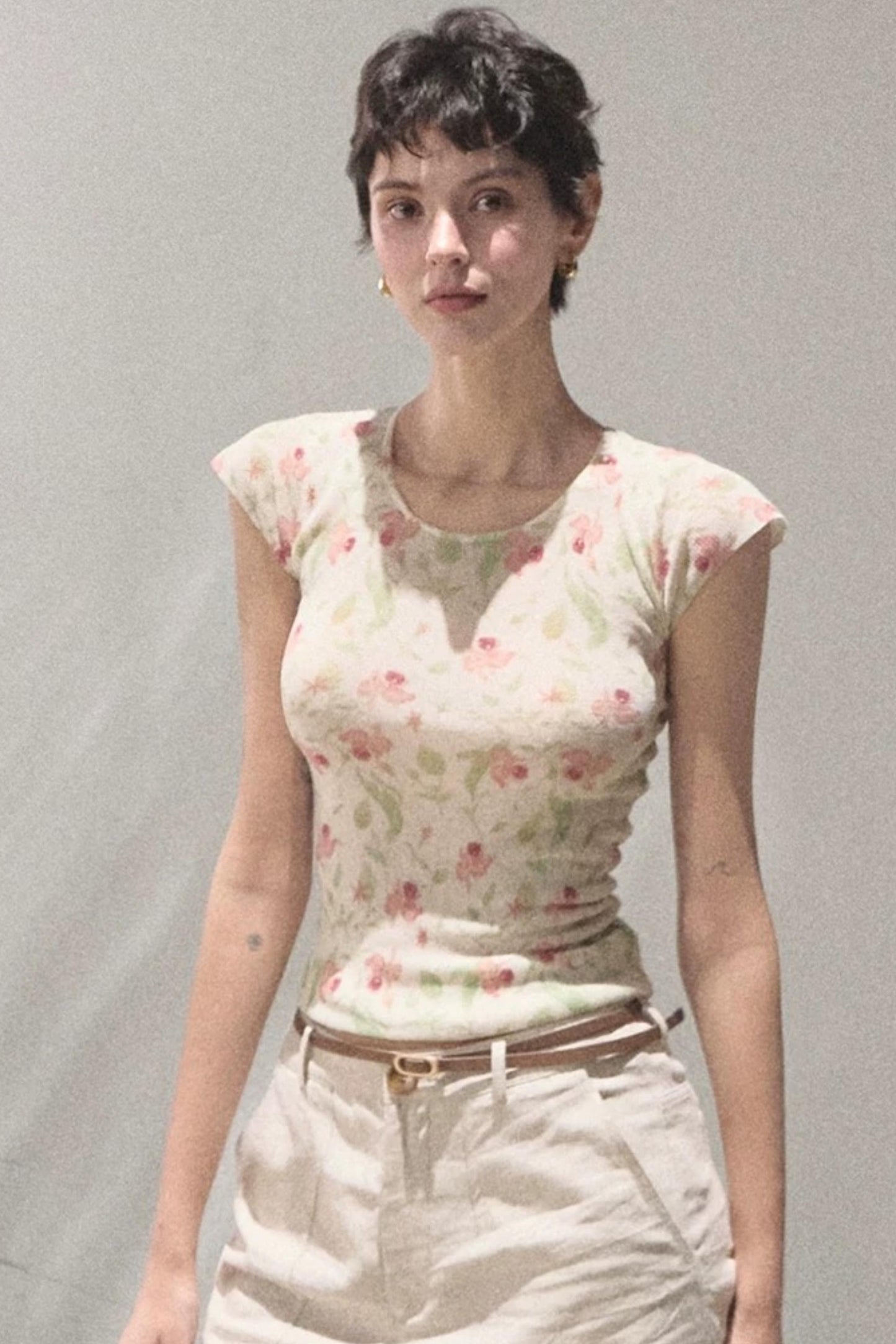 Linen Floral Cinched Top