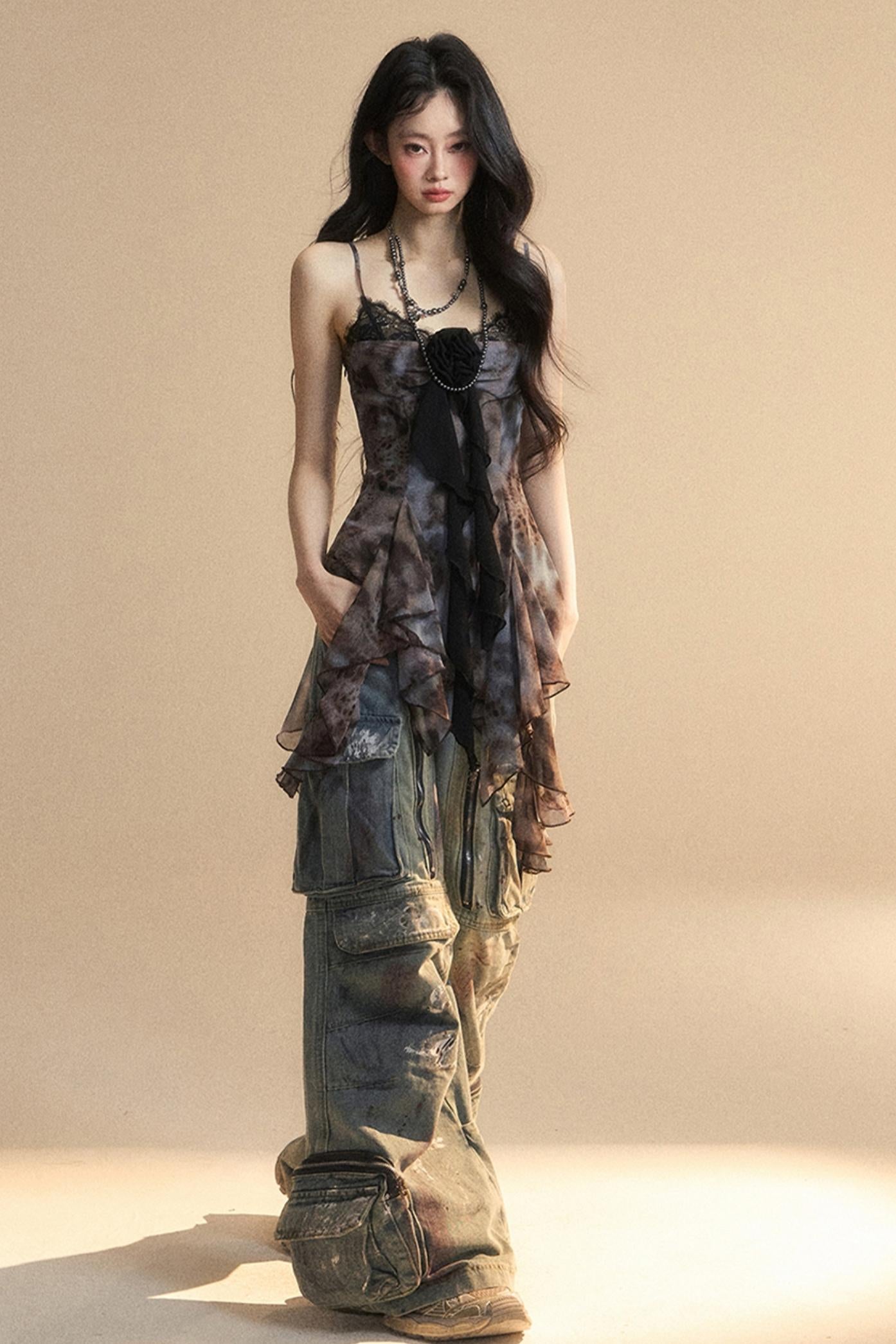 Waist-Shaped Lace Top