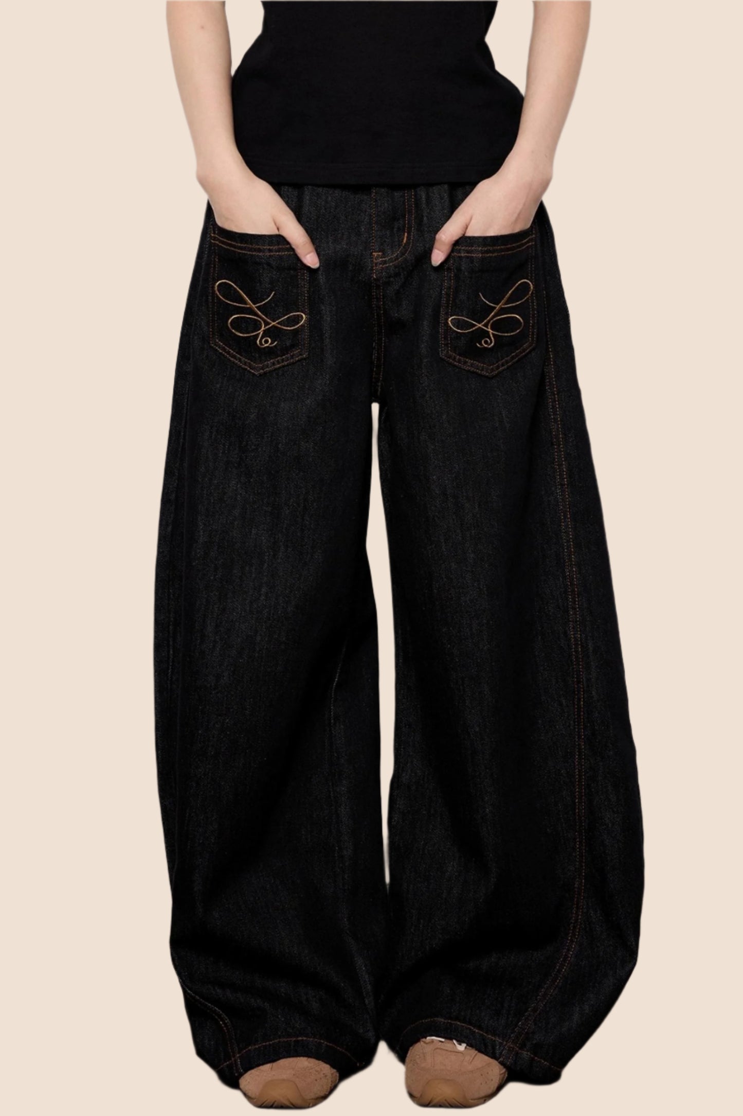Casual Cow Color Embroidered Jeans