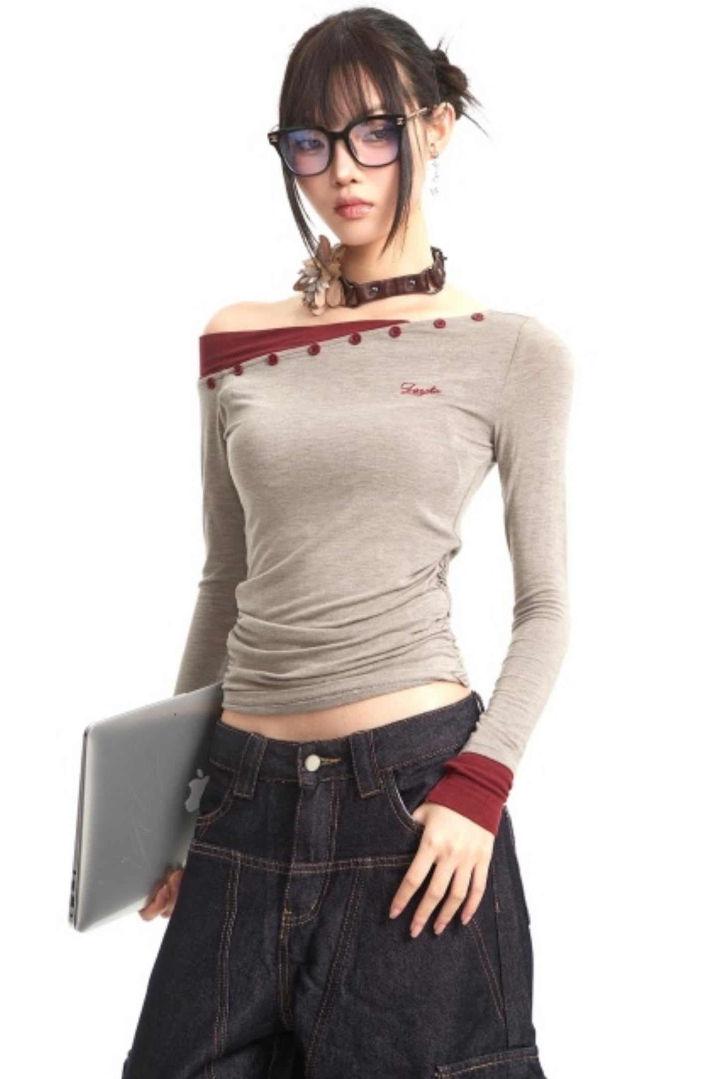 Retro Off-Shoulder Slim Top