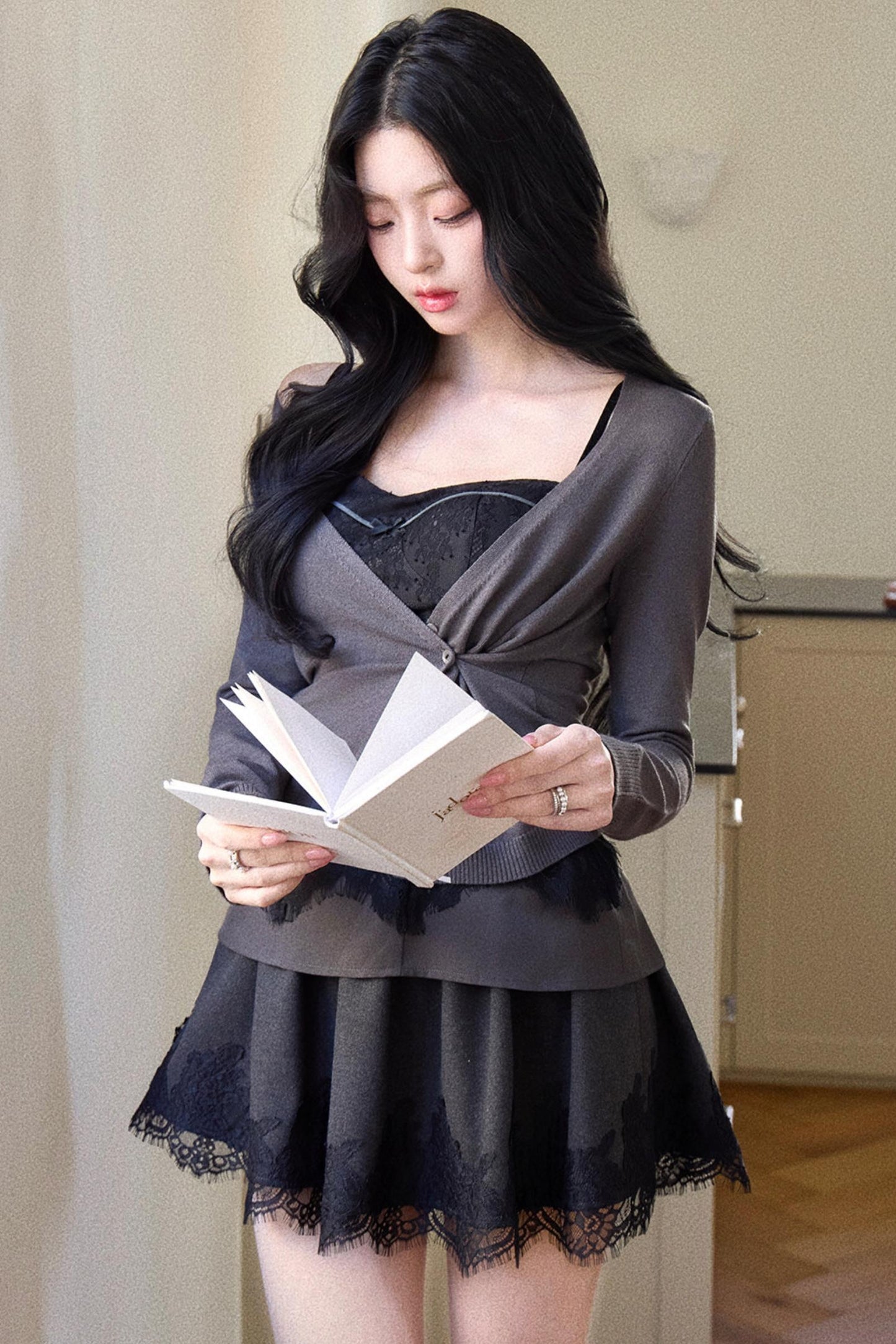 Black Swan Knitted Cardigan Set-Up