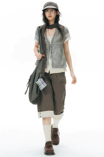 Camicia a quadri con volant e scollo a V