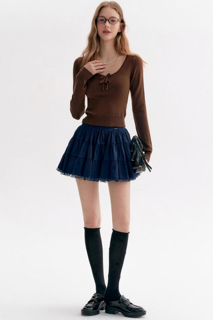 Bow Wavy Lace U-Neck Slim Top