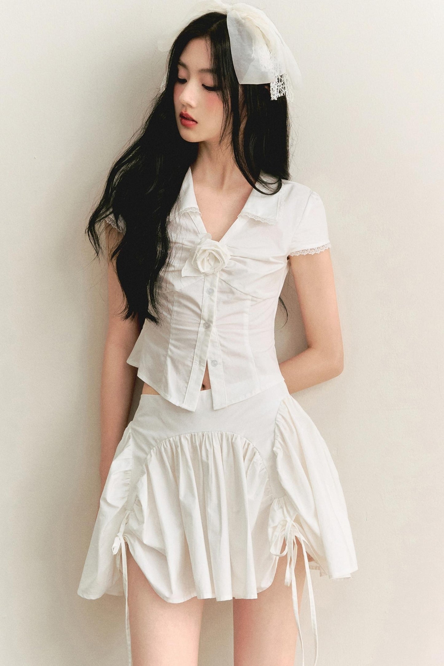 Light Lace-Up Pleated Skirt Set-Up